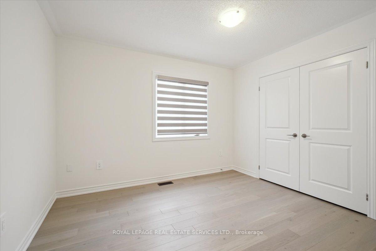 Photo 14 of 304 Bergamot Avenue, Milton, Walker — HOMEH