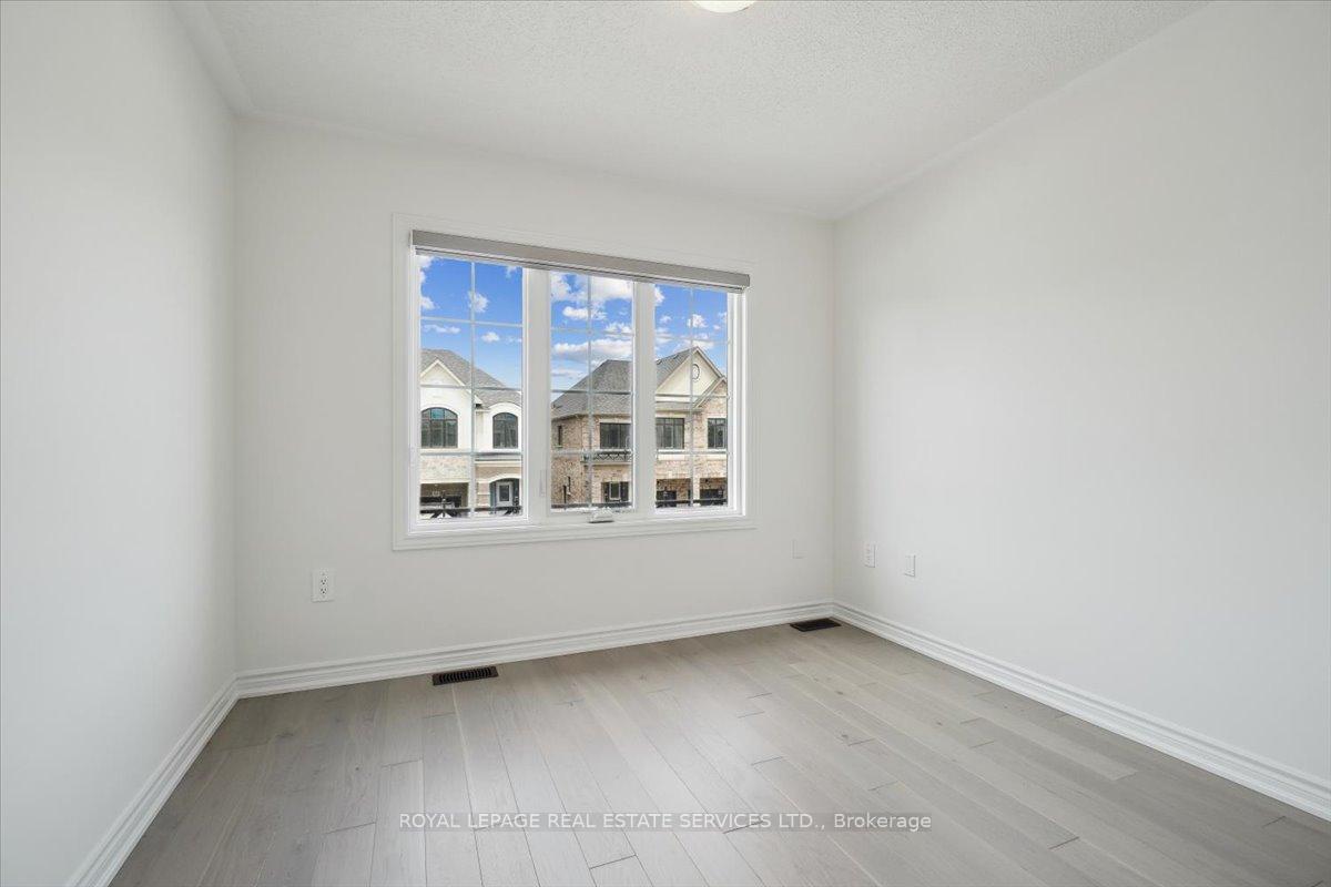 Photo 16 of 304 Bergamot Avenue, Milton, Walker — HOMEH