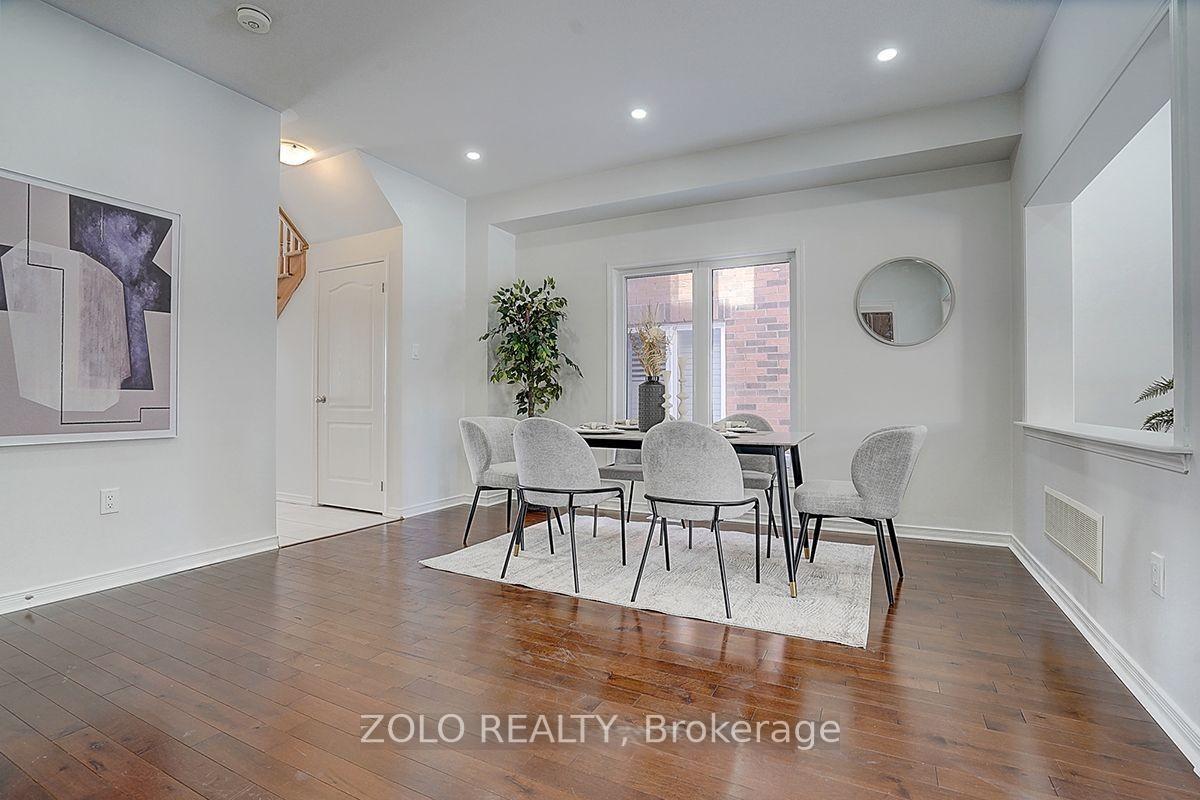 Photo 4 of 1804 William Lott Drive, Oshawa, Taunton — HOMEH
