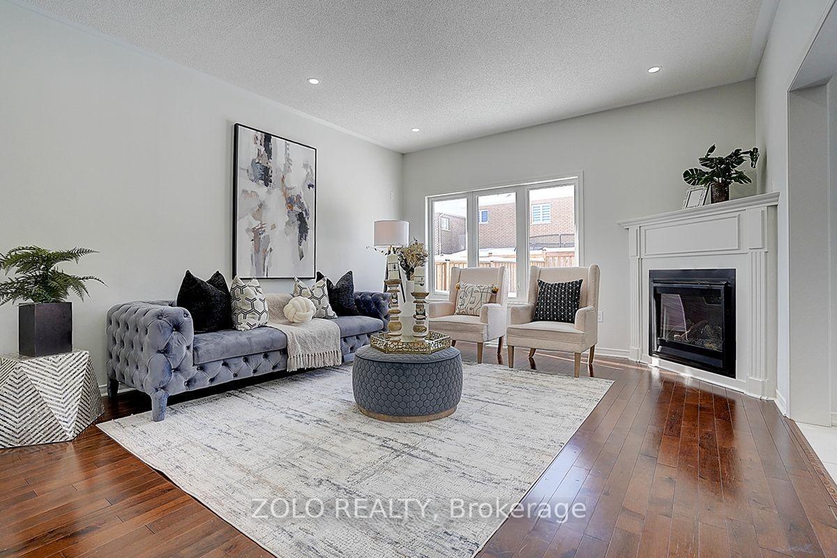 Photo 9 of 1804 William Lott Drive, Oshawa, Taunton — HOMEH