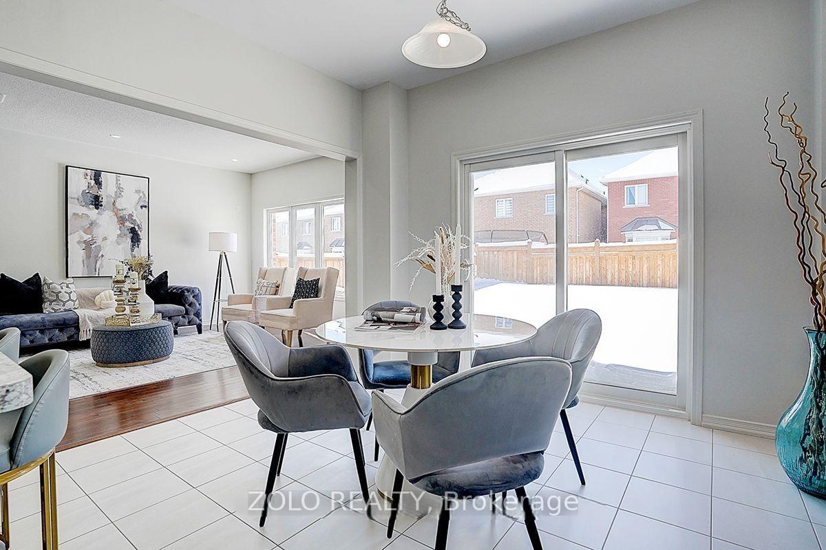 Photo 14 of 1804 William Lott Drive, Oshawa, Taunton — HOMEH
