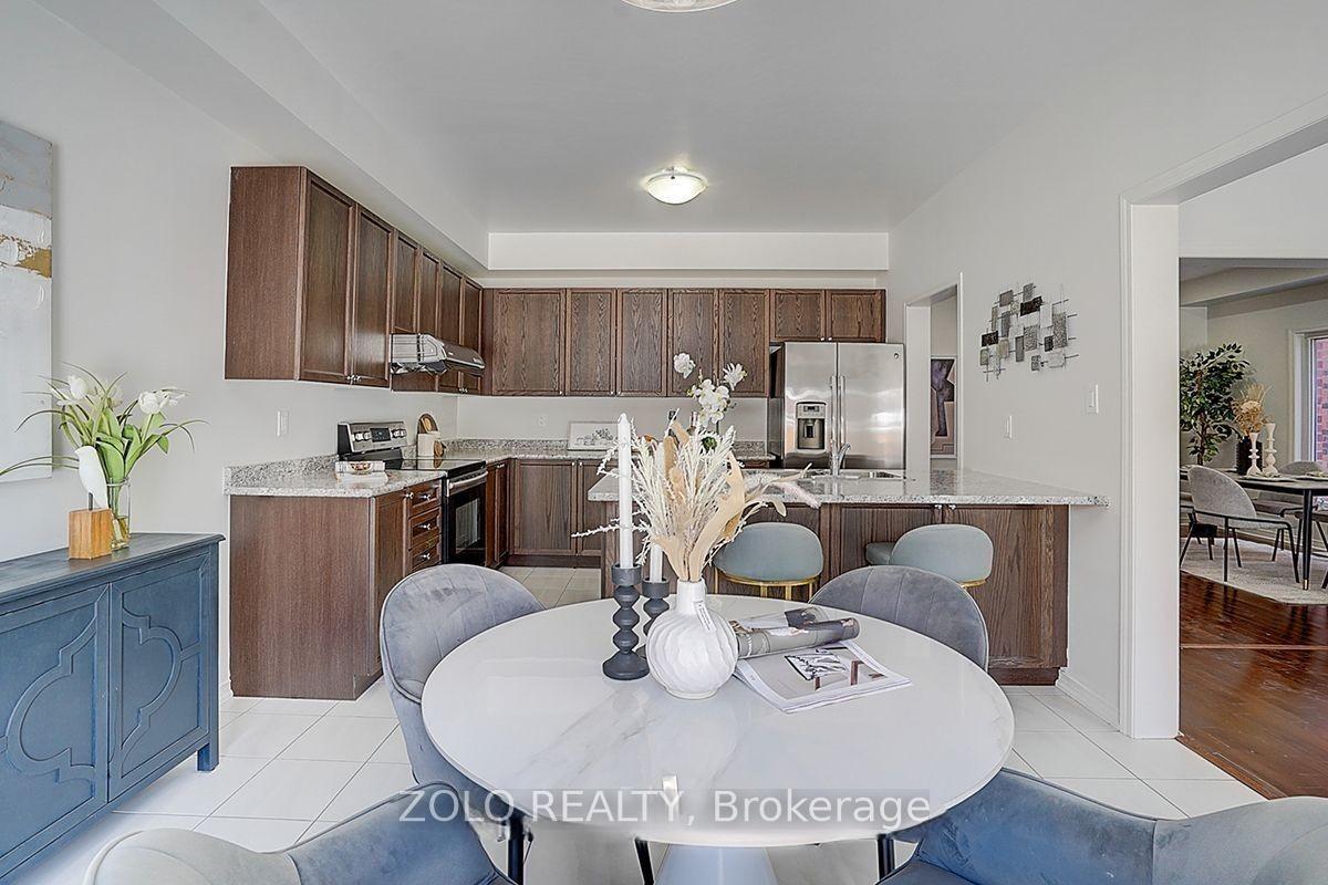 Photo 15 of 1804 William Lott Drive, Oshawa, Taunton — HOMEH