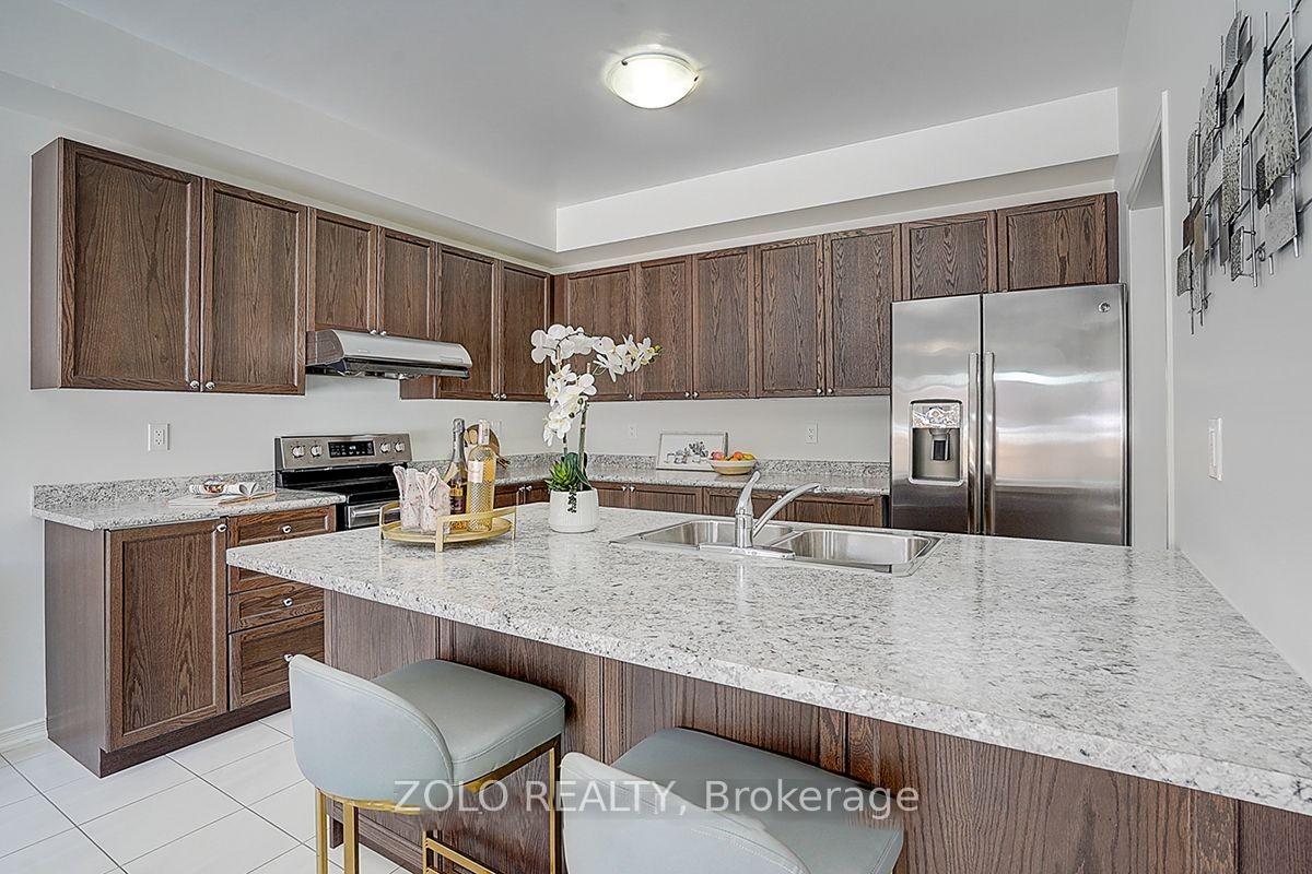 Photo 19 of 1804 William Lott Drive, Oshawa, Taunton — HOMEH