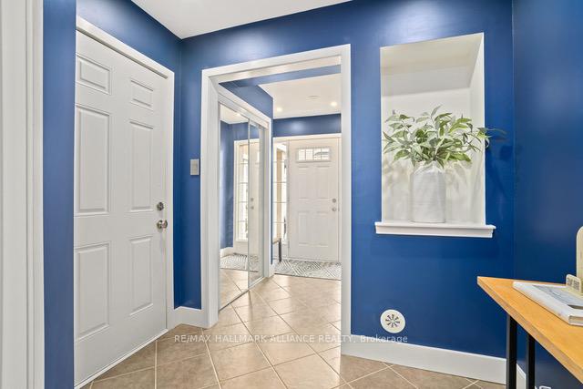 Photo 2 of 611 Attenborough Terrace, Milton, Willmott — HOMEH