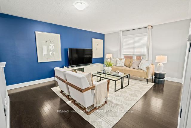 Photo 3 of 611 Attenborough Terrace, Milton, Willmott — HOMEH