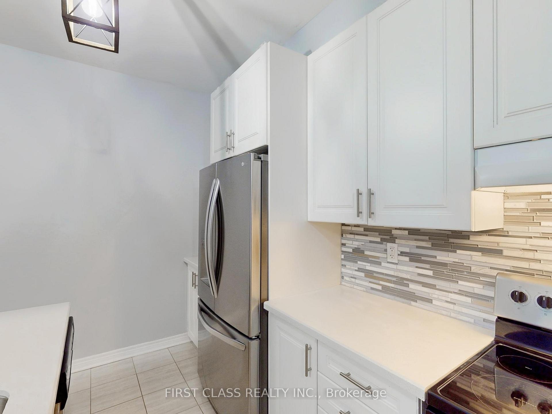 Photo 18 of 97 Titan (Main/Upper) Trail, Markham, Cedarwood — HOMEH