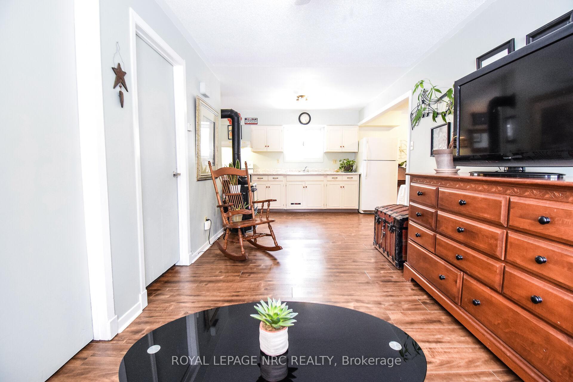 Photo 8 of 1117 Garner Avenue, Pelham, Fenwick — HOMEH
