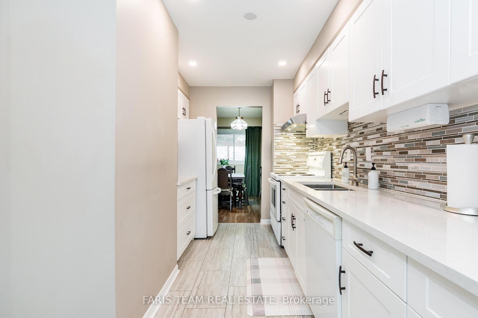 Photo 4 of 58 Daniele Avenue N, New Tecumseth, Beeton — HOMEH