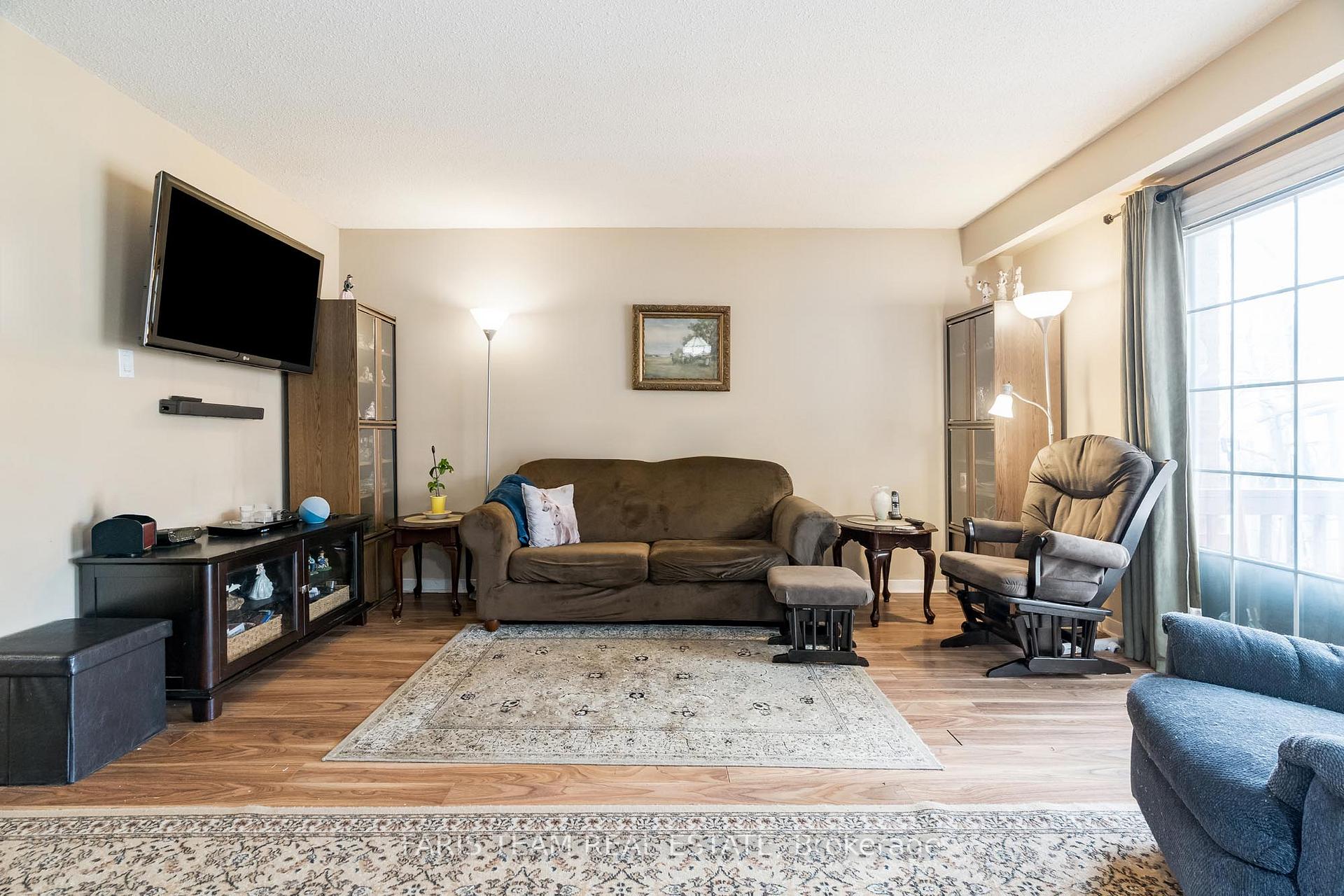 Photo 8 of 58 Daniele Avenue N, New Tecumseth, Beeton — HOMEH