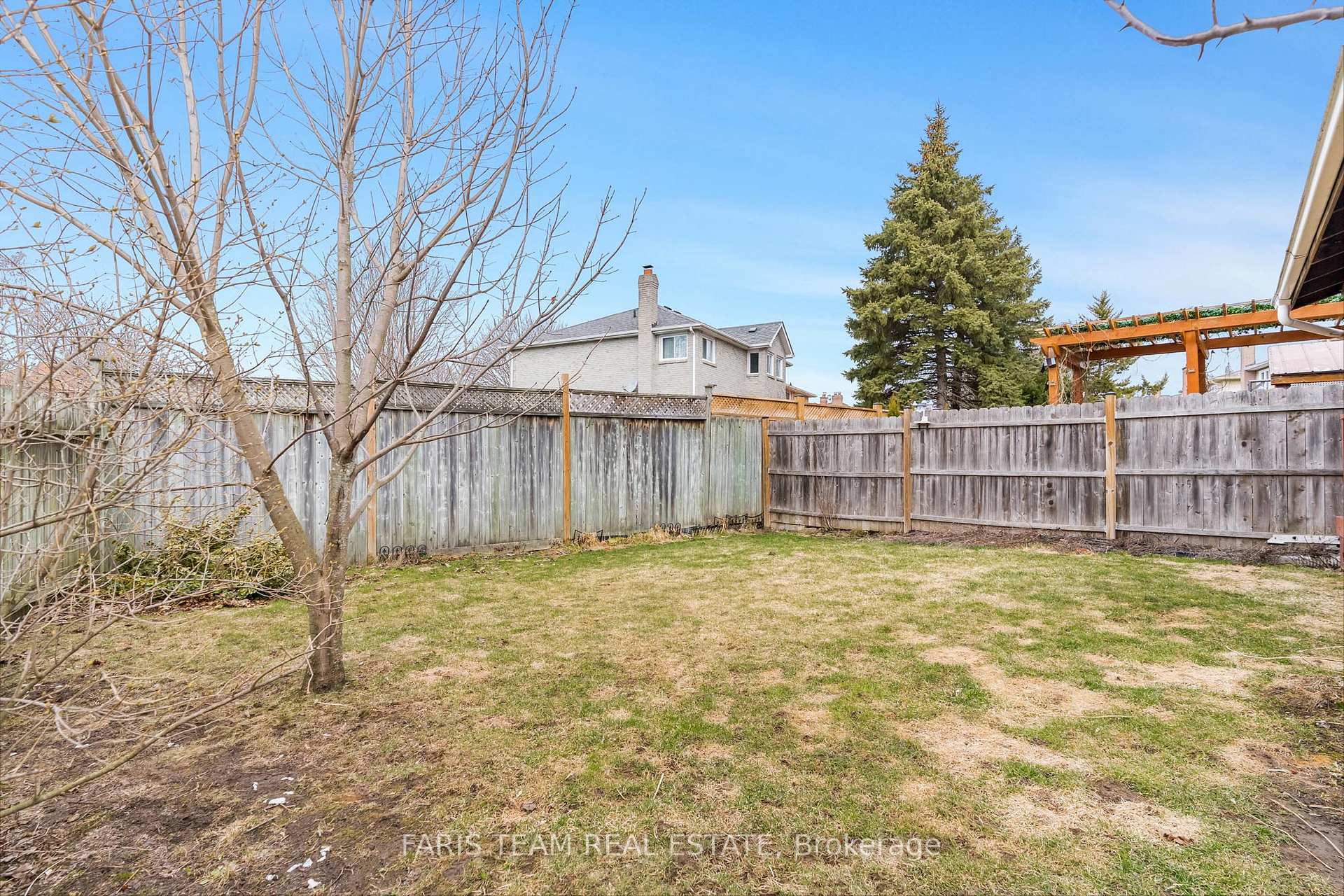 Photo 19 of 58 Daniele Avenue N, New Tecumseth, Beeton — HOMEH