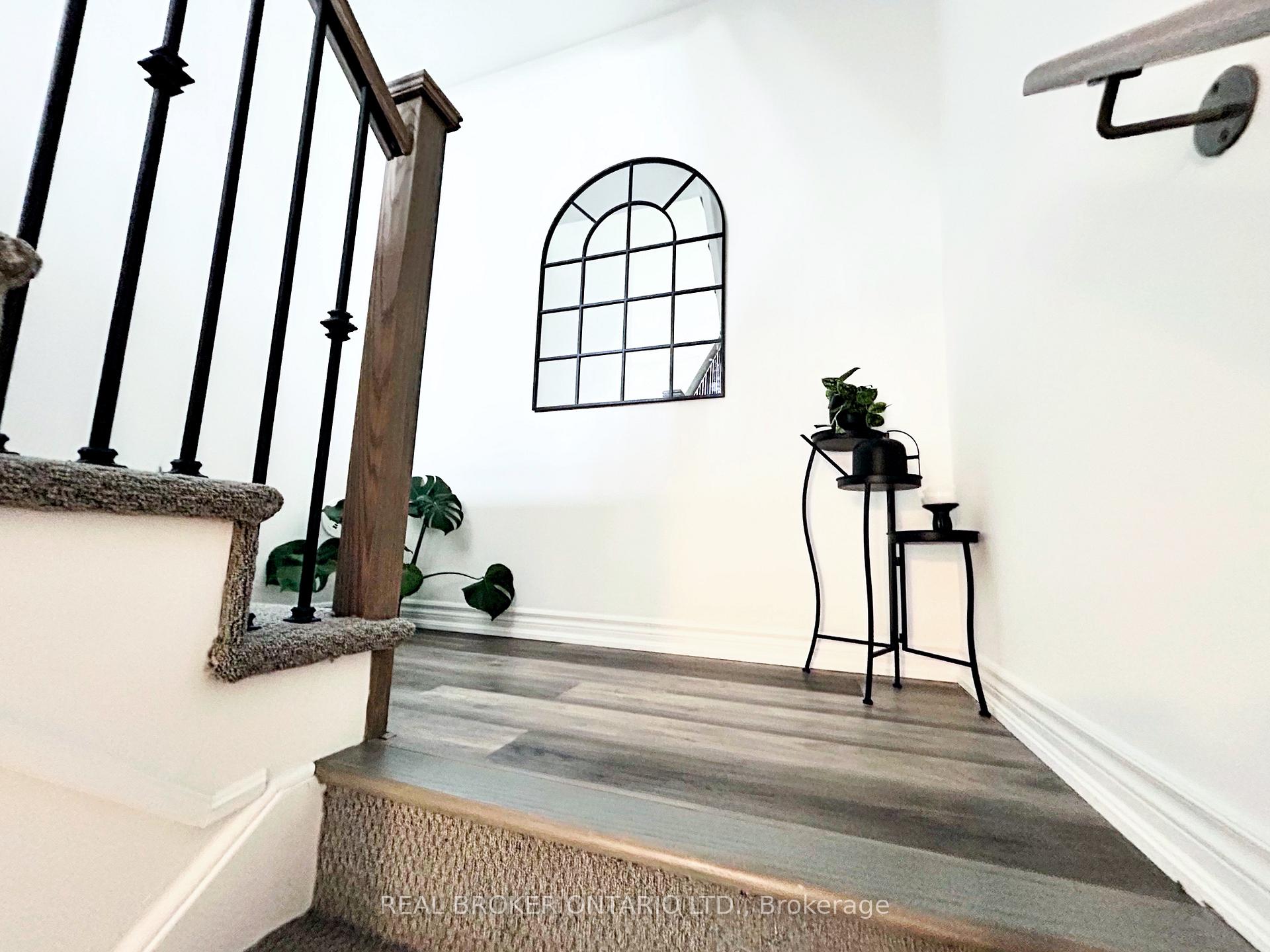 Photo 7 of 142 Elgin Street, Orillia — HOMEH