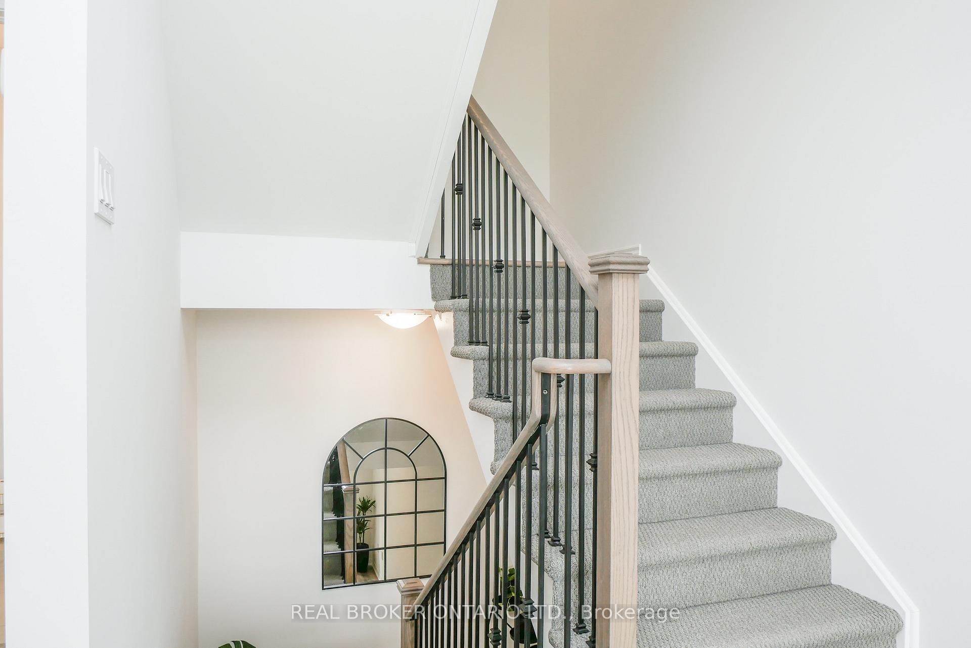 Photo 15 of 142 Elgin Street, Orillia — HOMEH