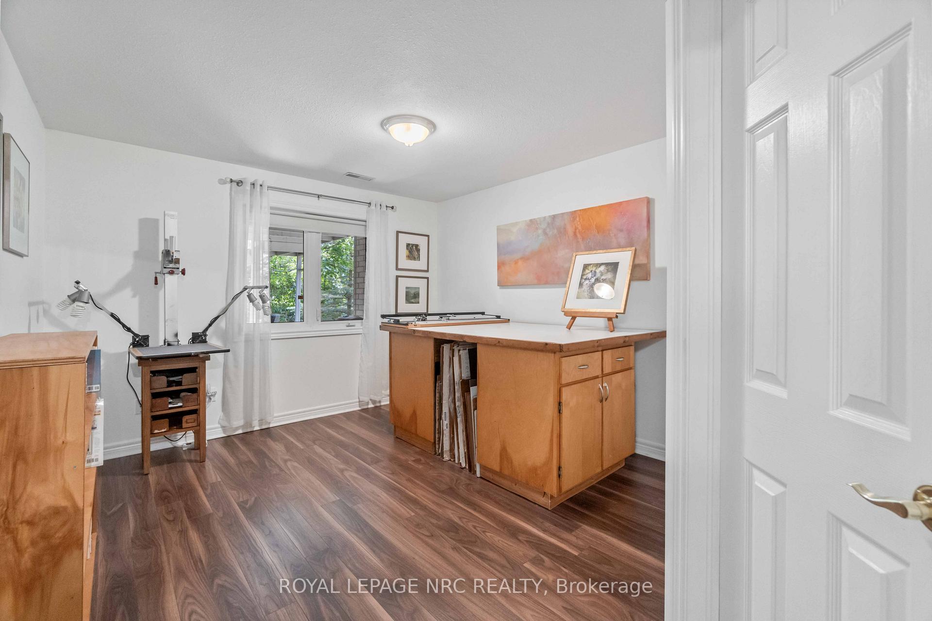 Photo 32 of 47 Stonegate Place, Pelham, Fonthill — HOMEH