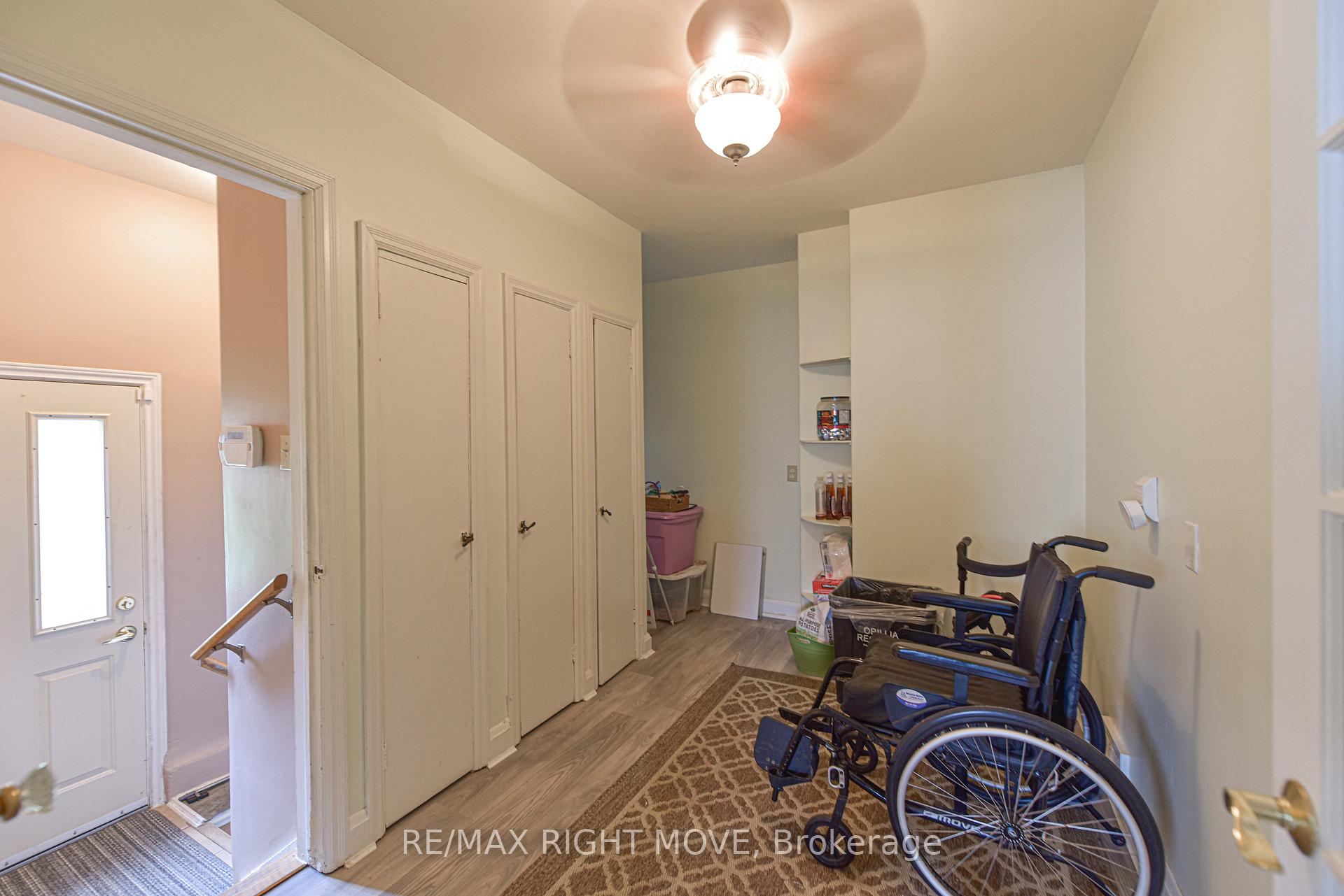Photo 23 of 174 Cedar Street, Orillia — HOMEH