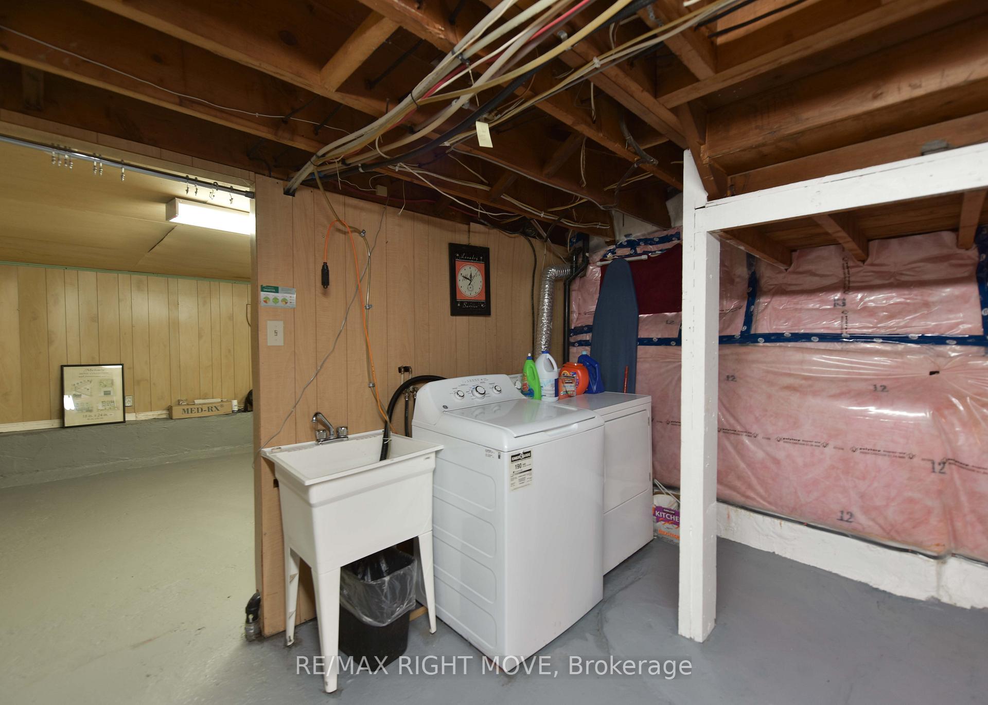 Photo 24 of 174 Cedar Street, Orillia — HOMEH