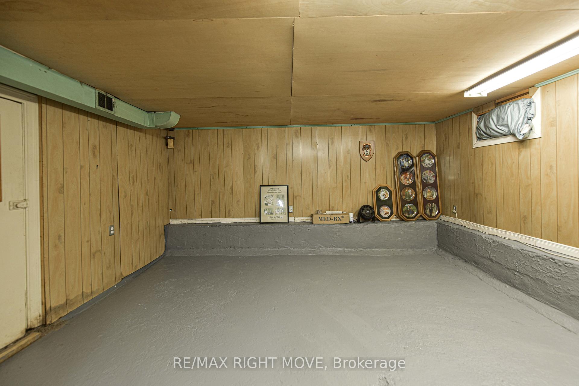 Photo 25 of 174 Cedar Street, Orillia — HOMEH