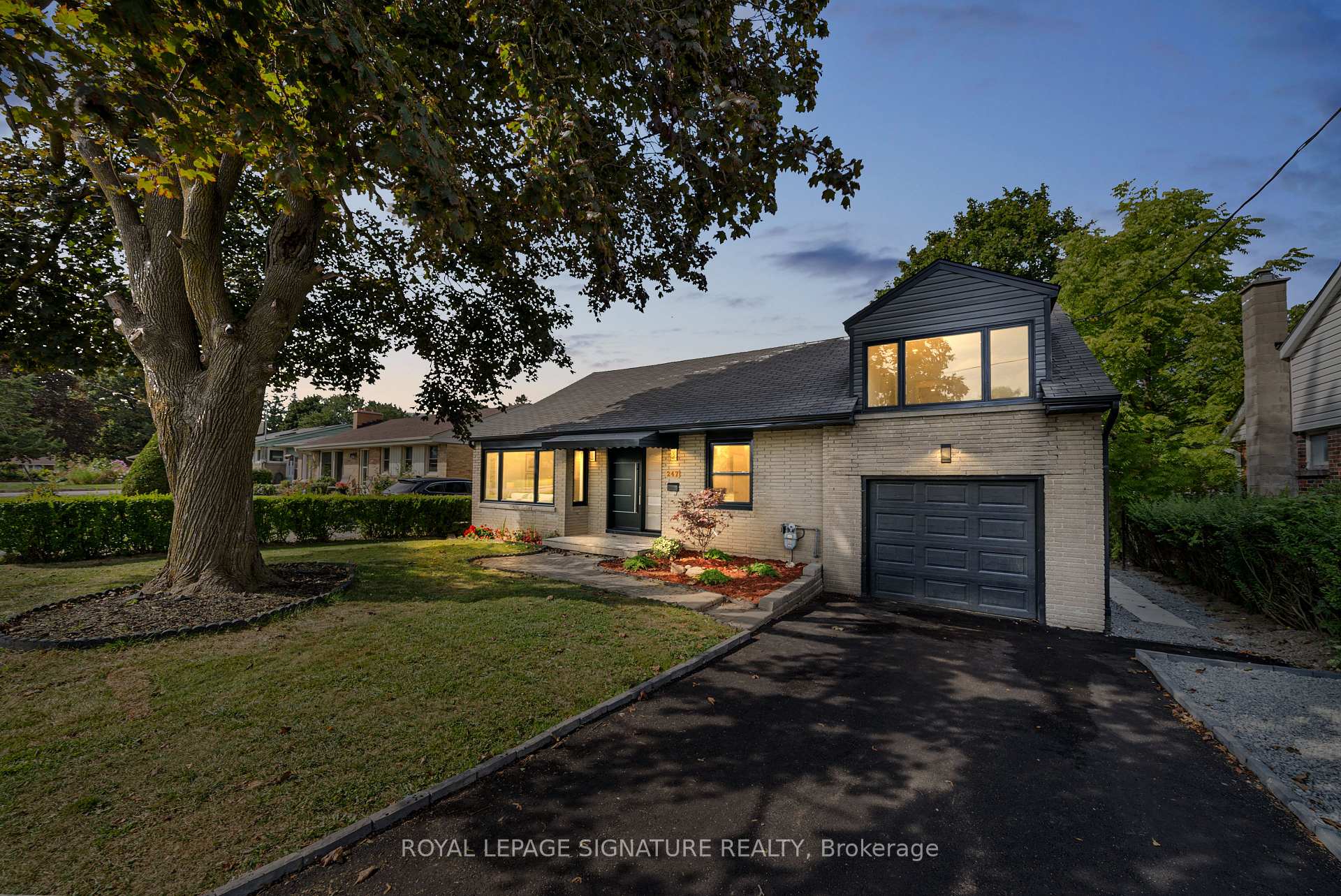 Front of 247 Kathryn Crescent
