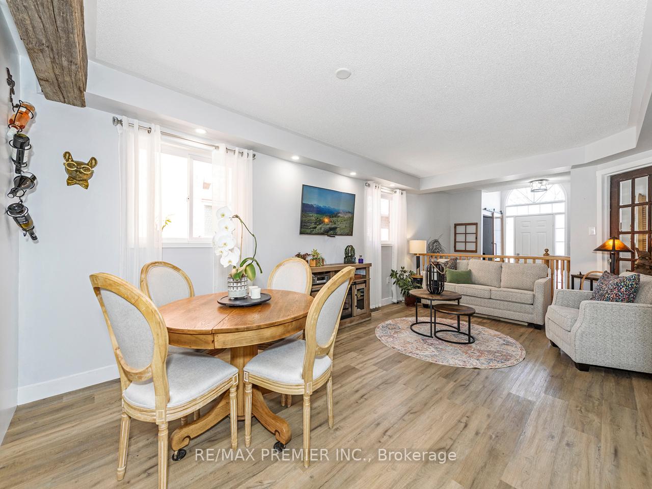 Photo 8 of 20 Smith Street, New Tecumseth, Alliston — HOMEH