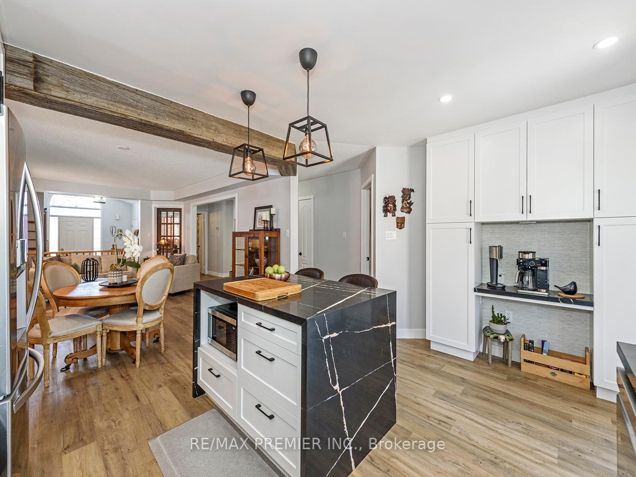 Photo 11 of 20 Smith Street, New Tecumseth, Alliston — HOMEH