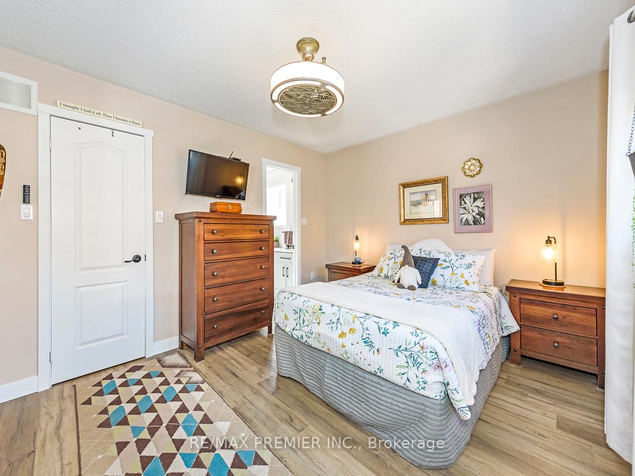 Photo 14 of 20 Smith Street, New Tecumseth, Alliston — HOMEH