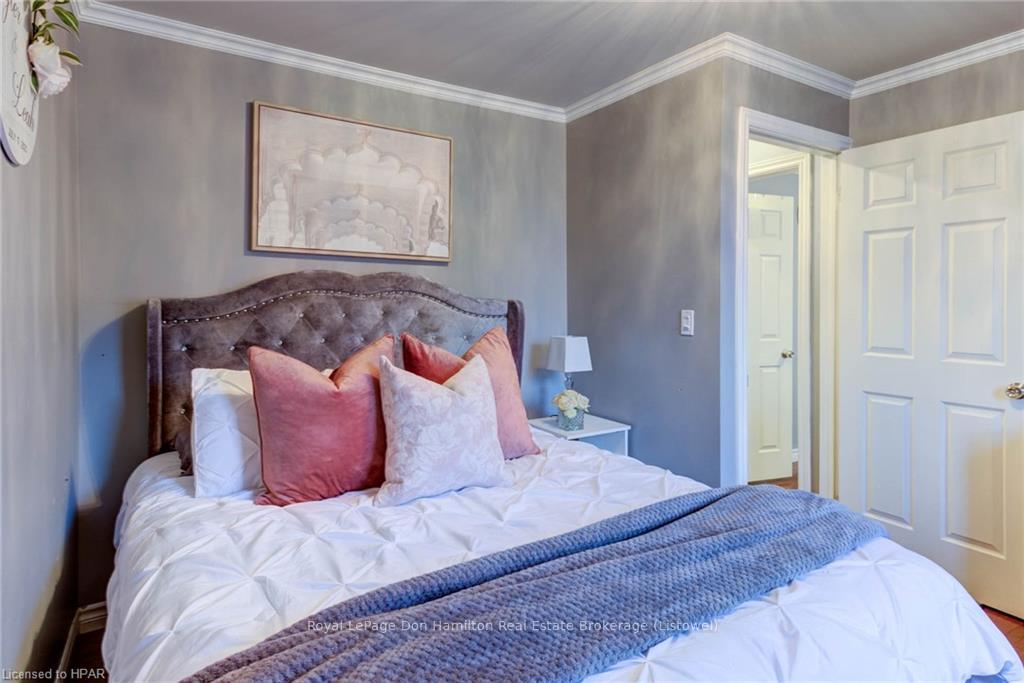 Photo 18 of 355 Edward Avenue N, North Perth, Listowel — HOMEH