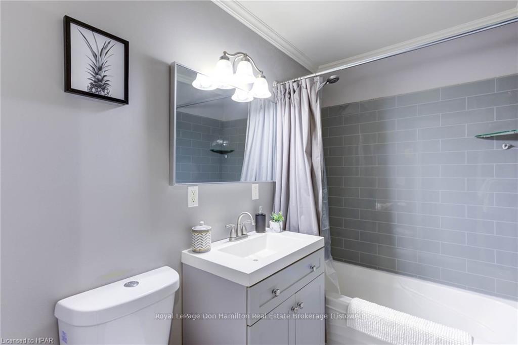 Photo 20 of 355 Edward Avenue N, North Perth, Listowel — HOMEH