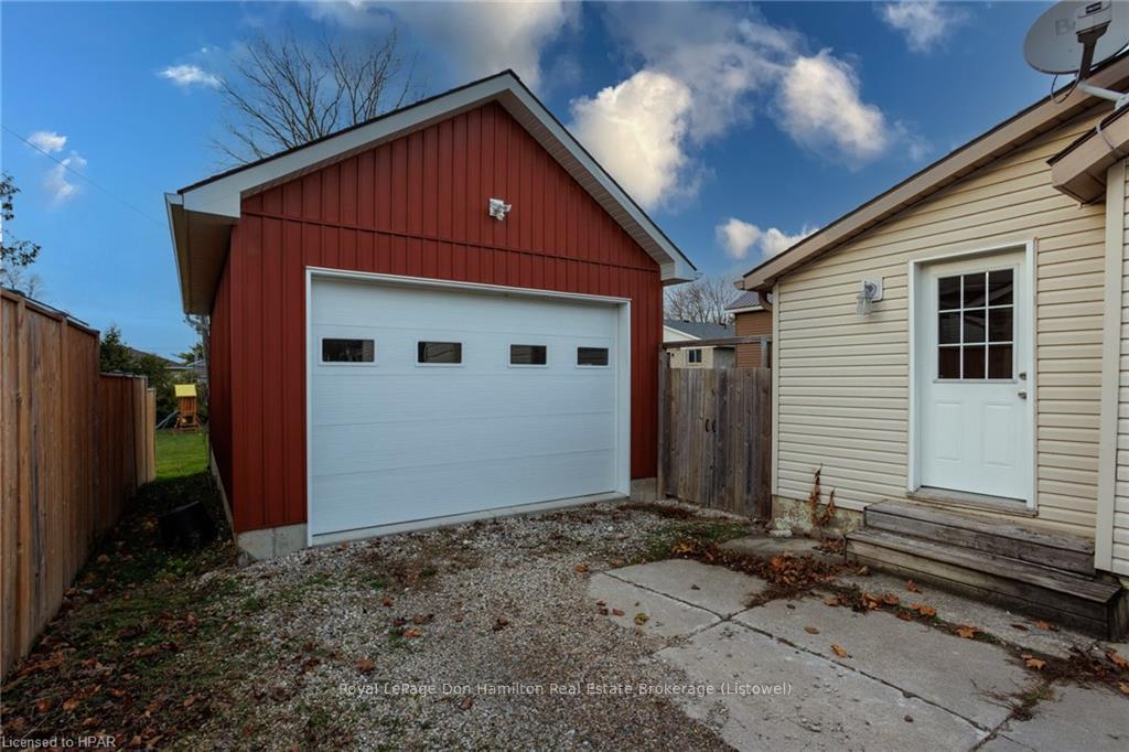 Photo 22 of 355 Edward Avenue N, North Perth, Listowel — HOMEH