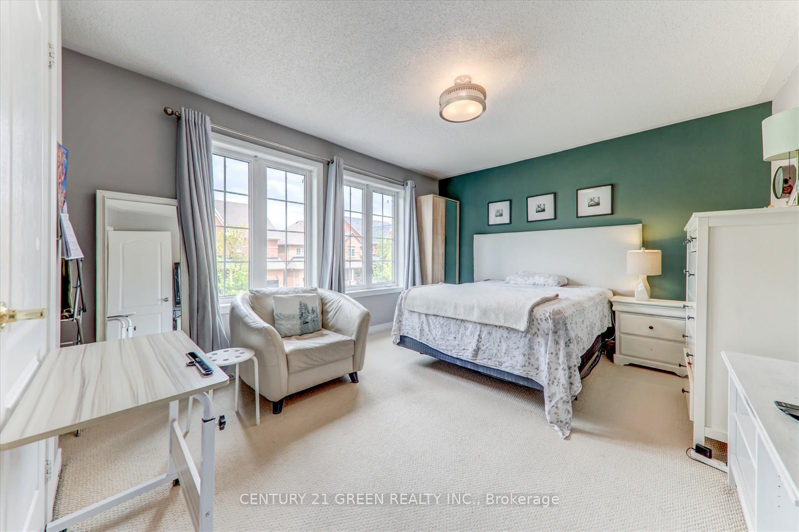 Photo 9 of 610 Nairn Circle W, Milton, Scott — HOMEH