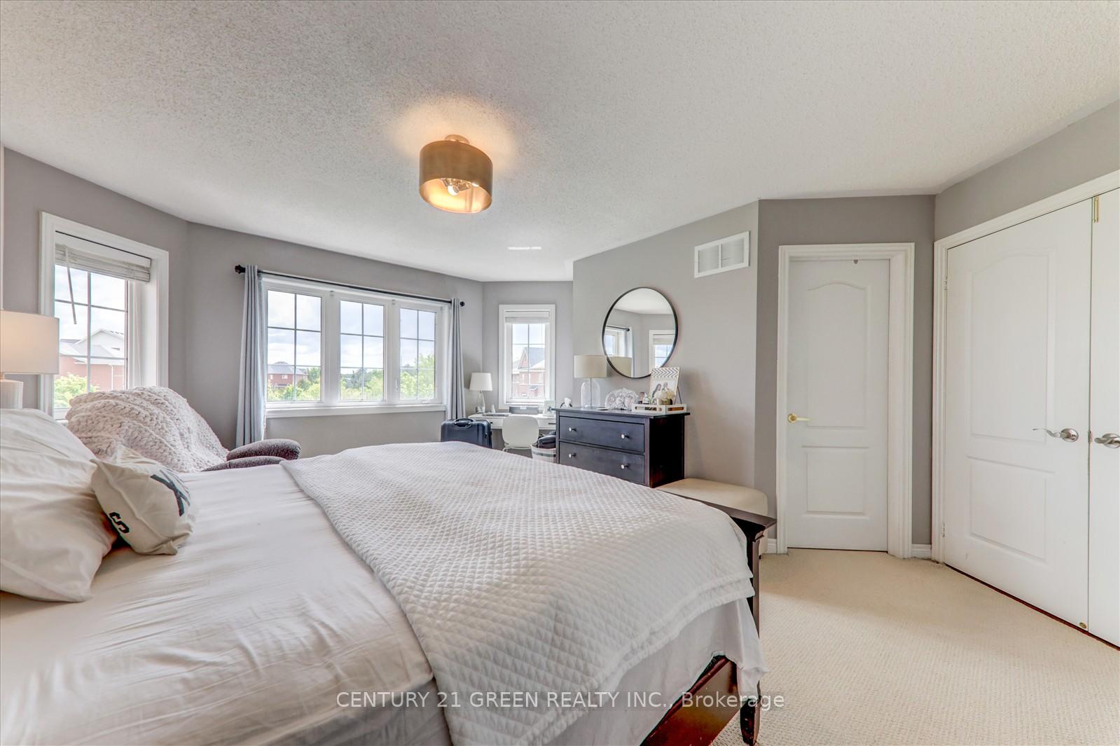 Photo 13 of 610 Nairn Circle W, Milton, Scott — HOMEH