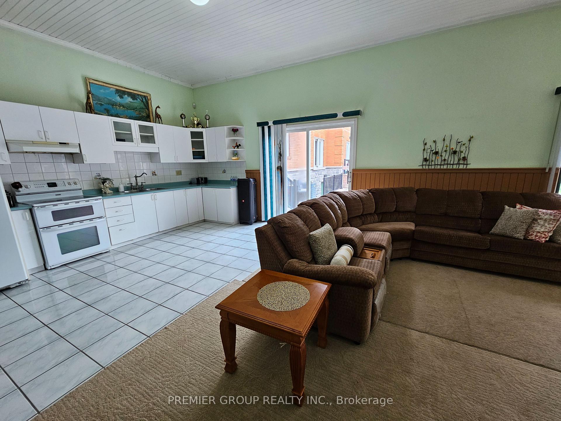 Photo 11 of 62 Chatelaine Drive, Markham, Rouge River Estates — HOMEH