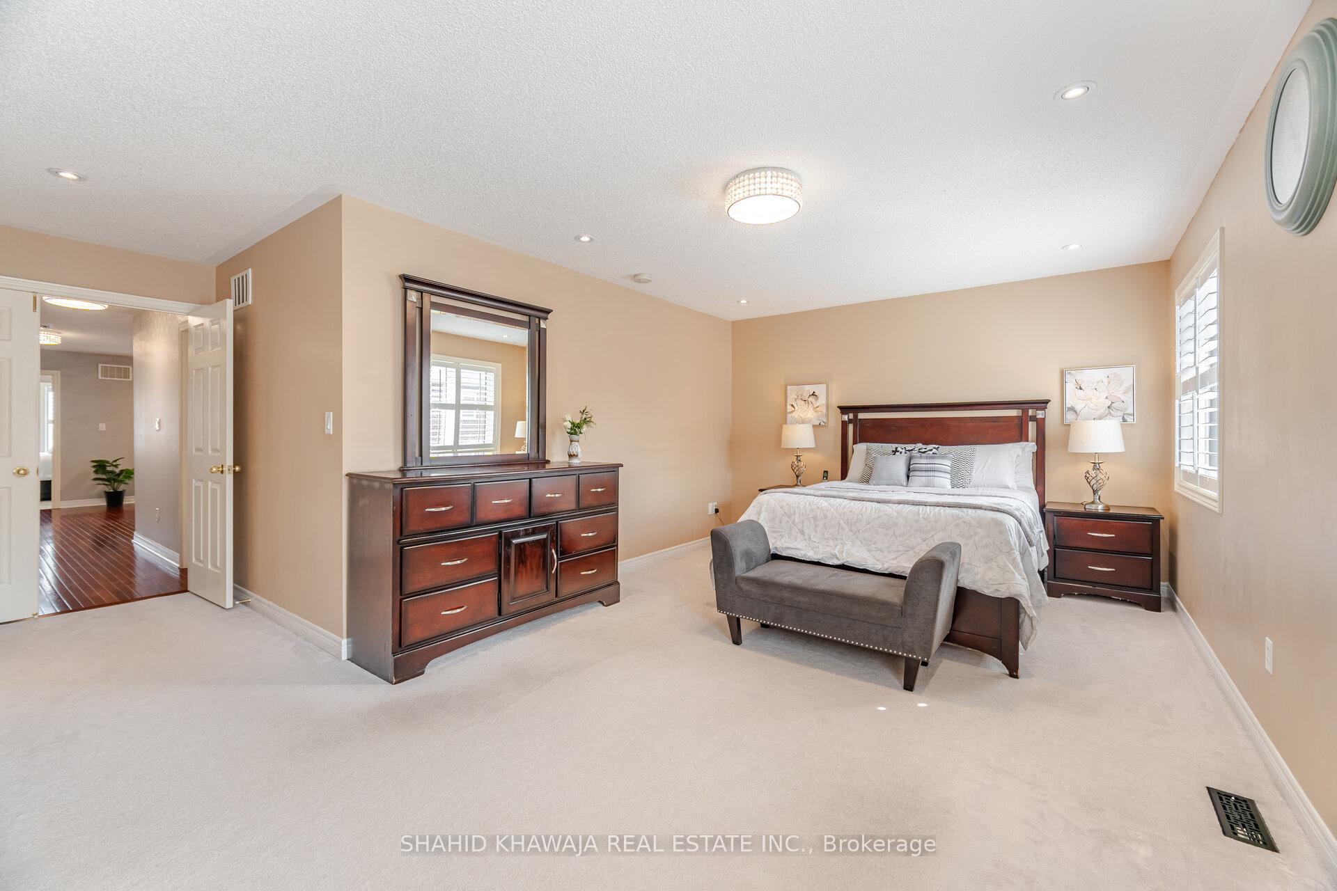Photo 9 of 355 Bessborough Drive, Milton, Harrison — HOMEH