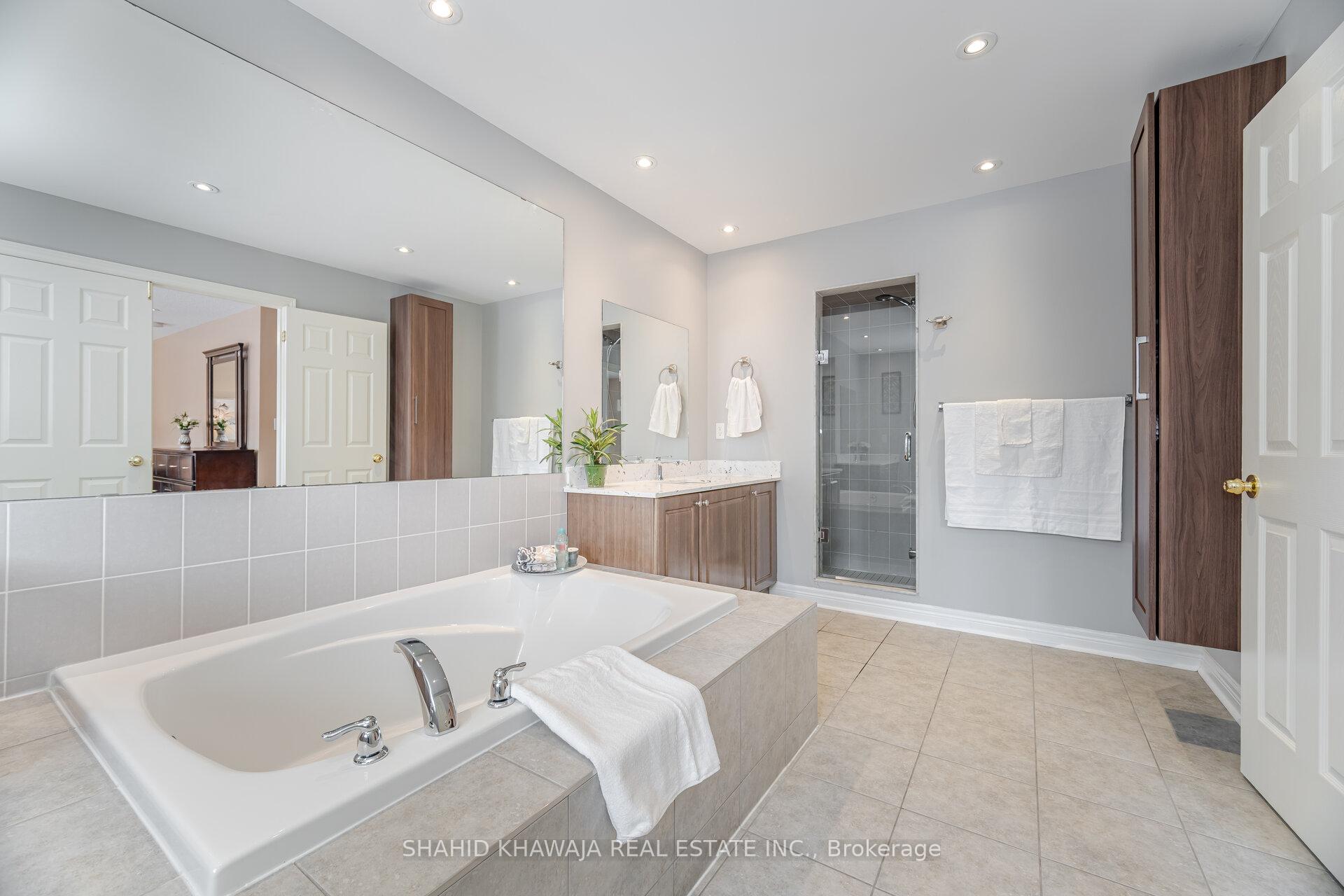Photo 6 of 355 Bessborough Drive, Milton, Harrison — HOMEH