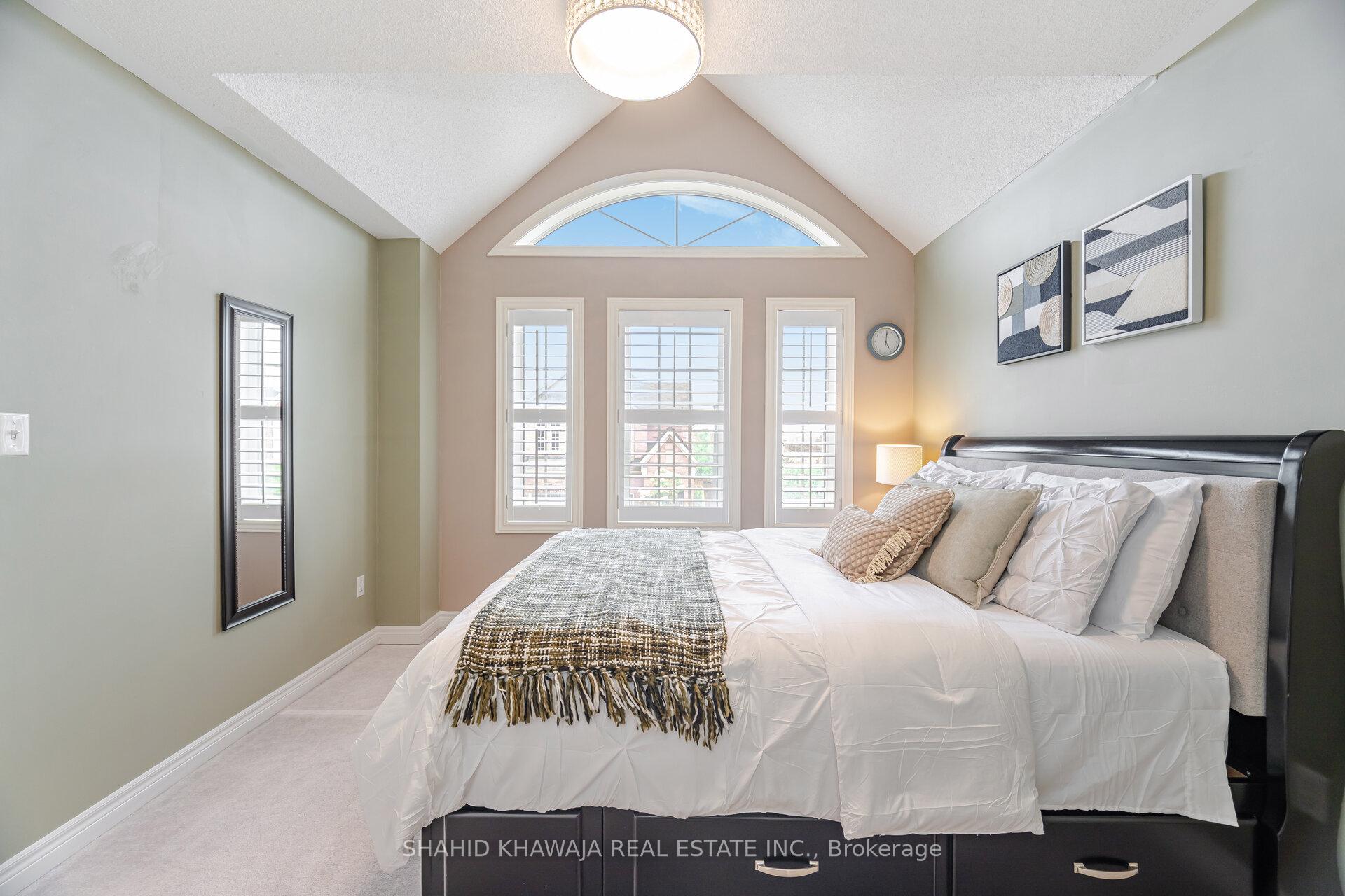 Photo 7 of 355 Bessborough Drive, Milton, Harrison — HOMEH