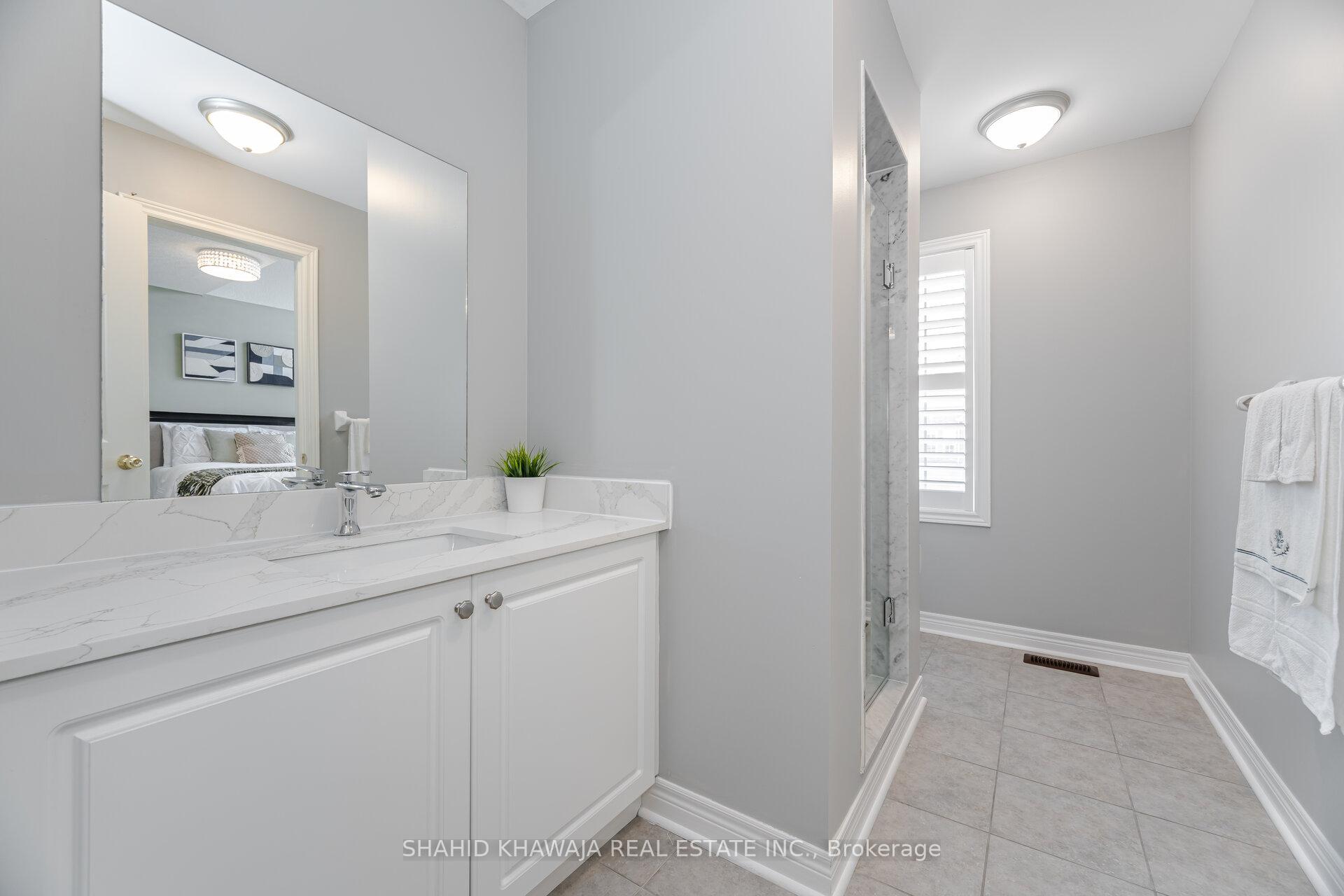 Photo 18 of 355 Bessborough Drive, Milton, Harrison — HOMEH