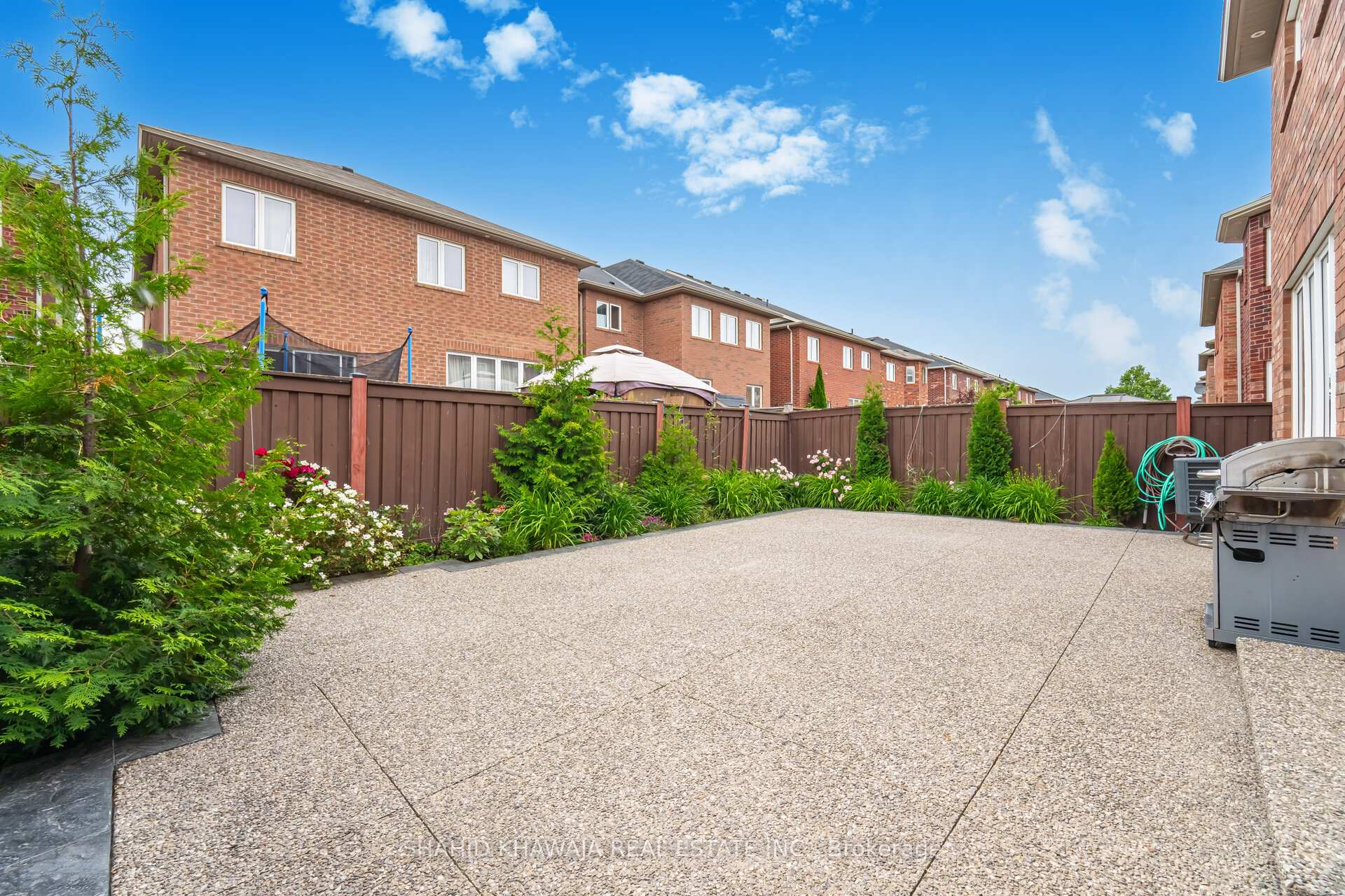 Photo 31 of 355 Bessborough Drive, Milton, Harrison — HOMEH