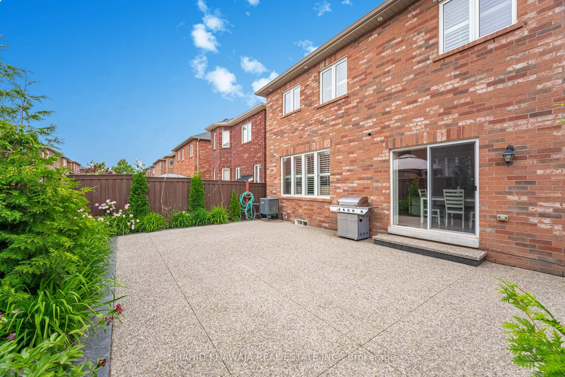 Photo 32 of 355 Bessborough Drive, Milton, Harrison — HOMEH