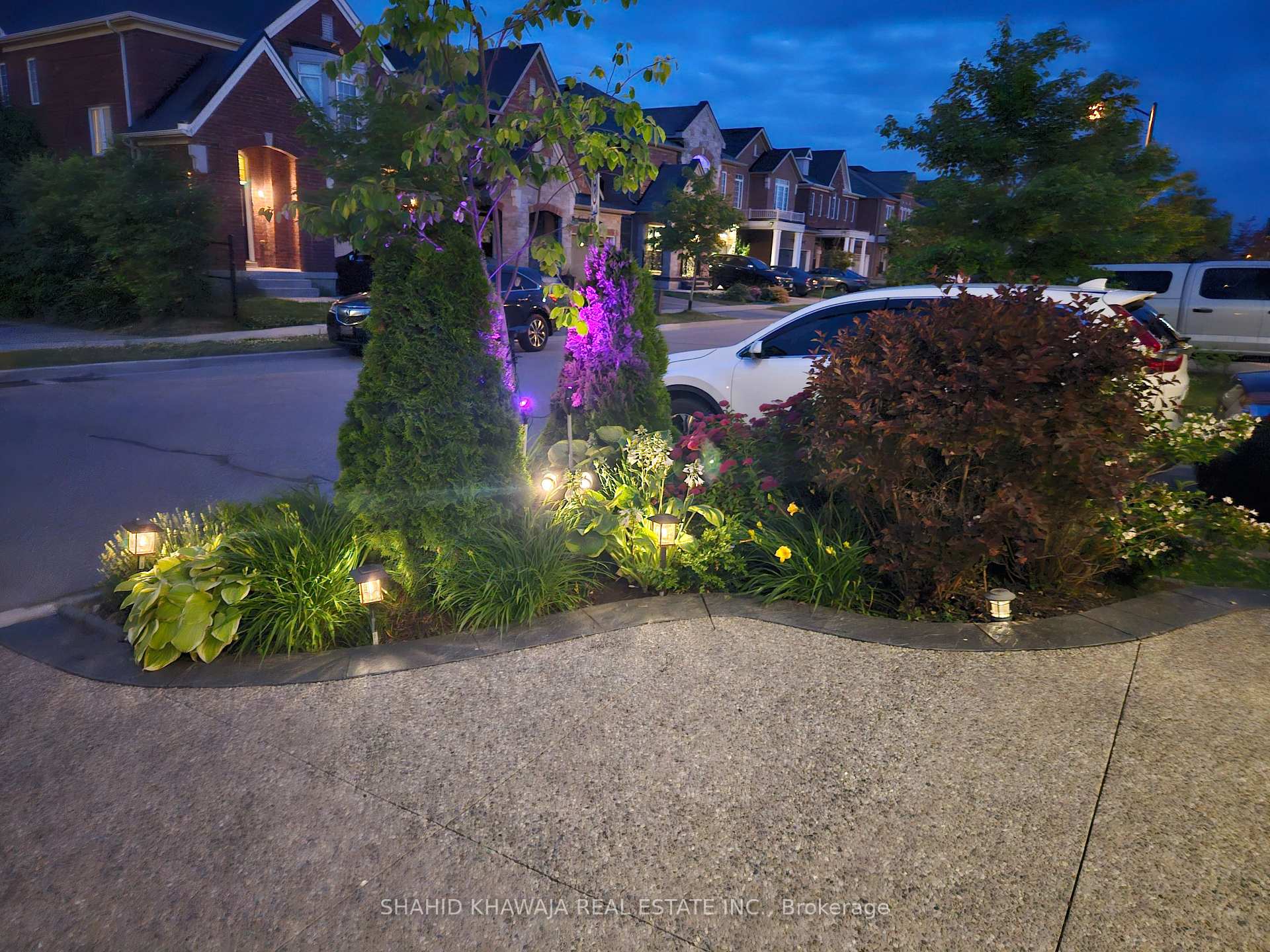 Photo 25 of 355 Bessborough Drive, Milton, Harrison — HOMEH