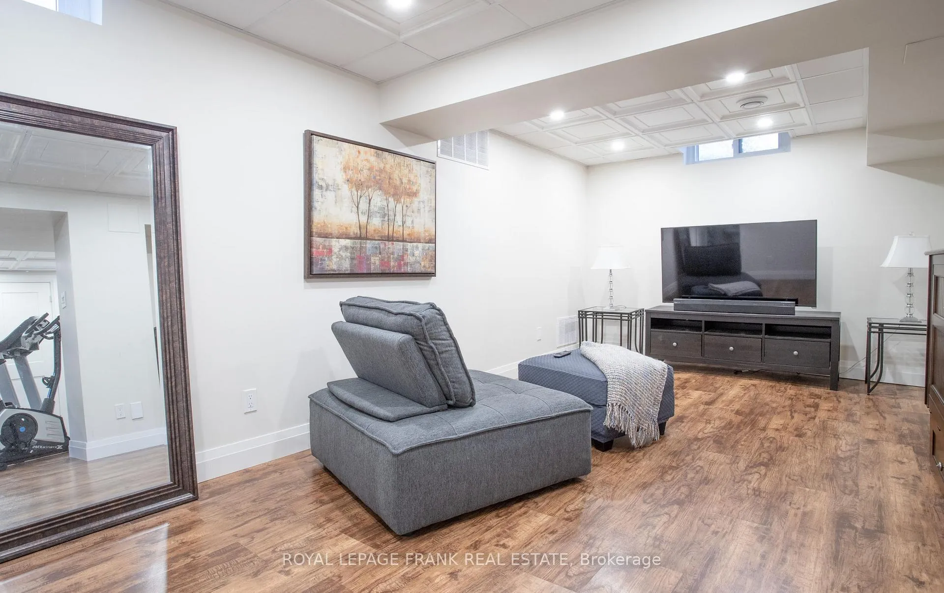 Photo 33 of 421 Mary Street N, Oshawa, O'Neill — HOMEH