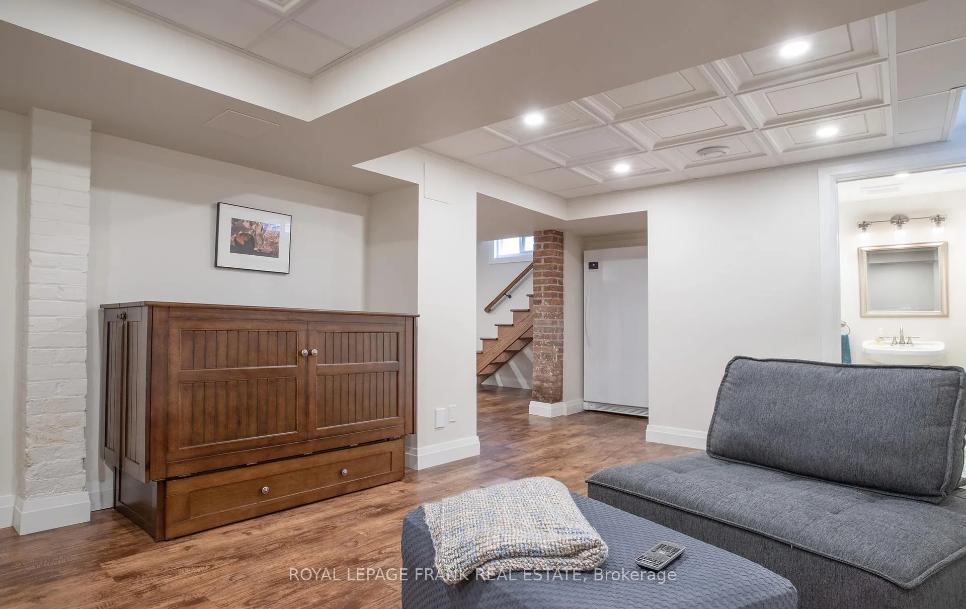 Photo 34 of 421 Mary Street N, Oshawa, O'Neill — HOMEH