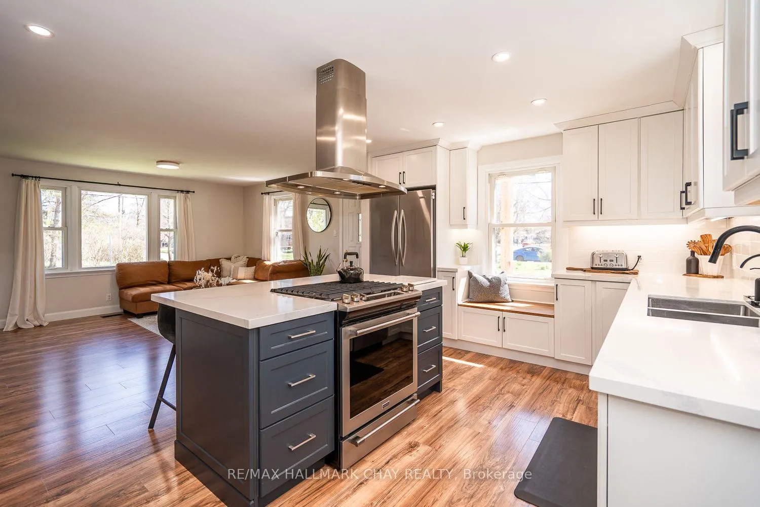 Photo 5 of 44 Queen Street, New Tecumseth, Alliston — HOMEH