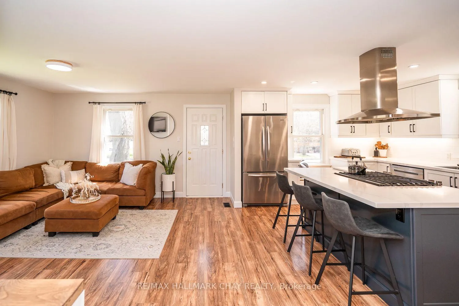 Photo 6 of 44 Queen Street, New Tecumseth, Alliston — HOMEH
