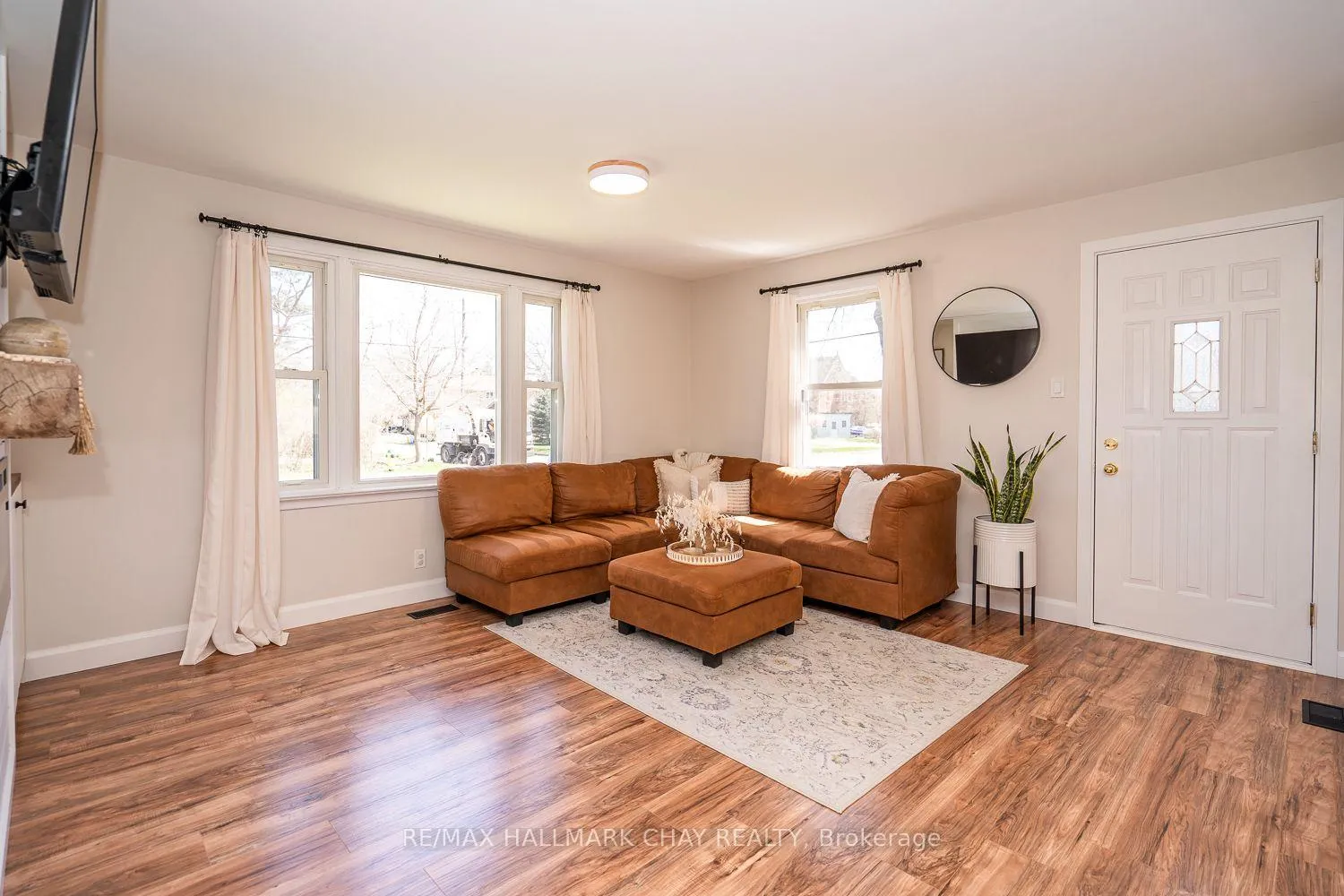 Photo 14 of 44 Queen Street, New Tecumseth, Alliston — HOMEH