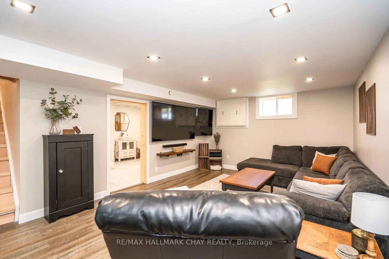 Photo 19 of 44 Queen Street, New Tecumseth, Alliston — HOMEH