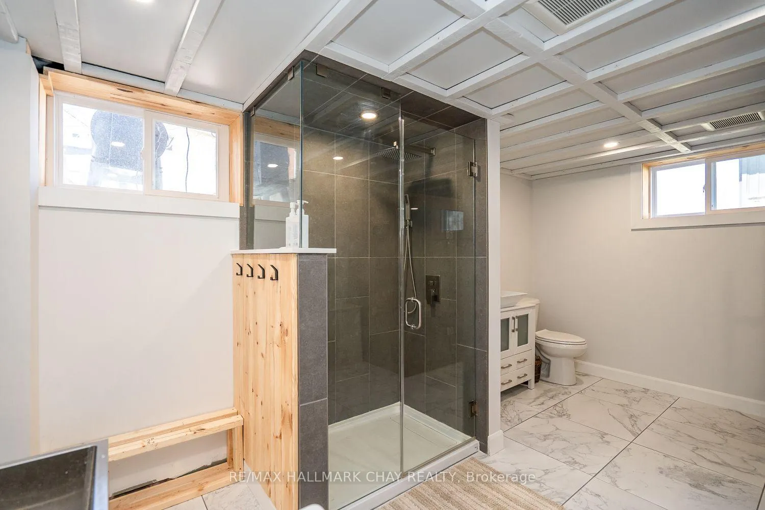 Photo 26 of 44 Queen Street, New Tecumseth, Alliston — HOMEH
