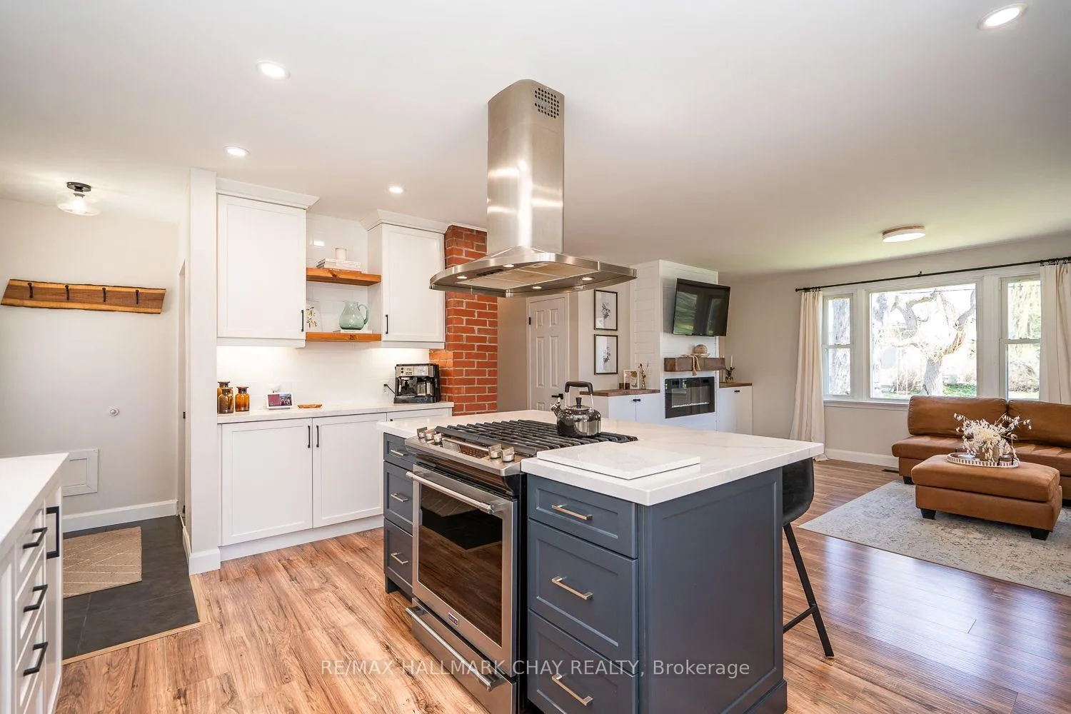 Photo 42 of 44 Queen Street, New Tecumseth, Alliston — HOMEH