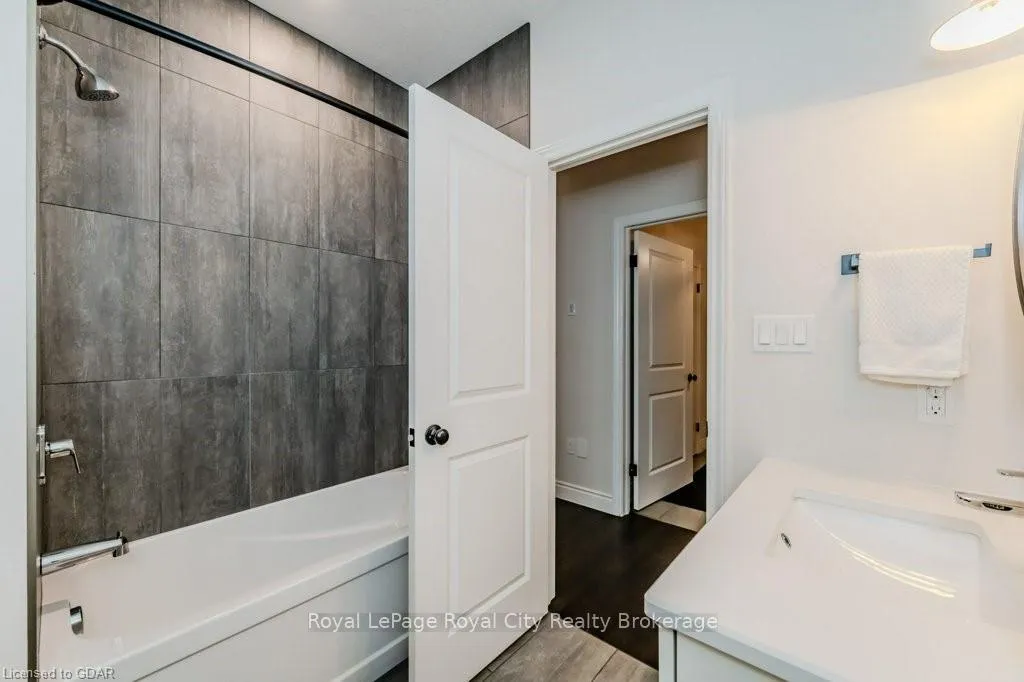 Photo 23 of 380 Rogers Road, North Perth, Listowel — HOMEH