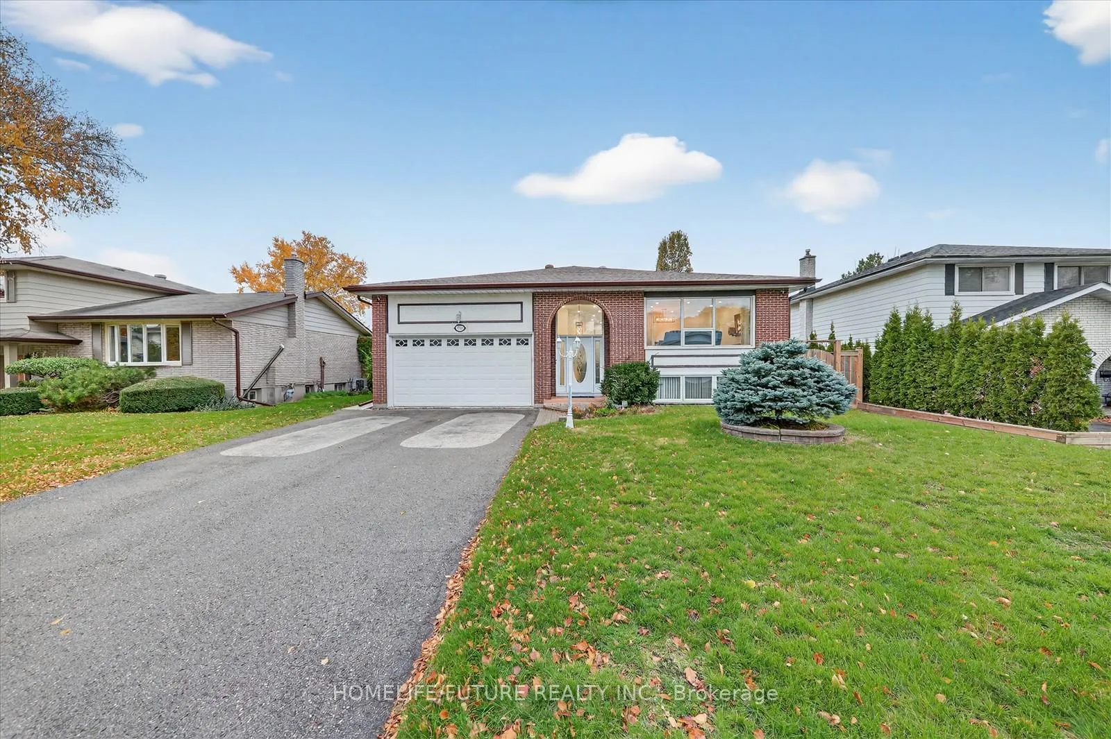 Photo 4 of 790 Ferndale Street, Oshawa, Northglen — HOMEH