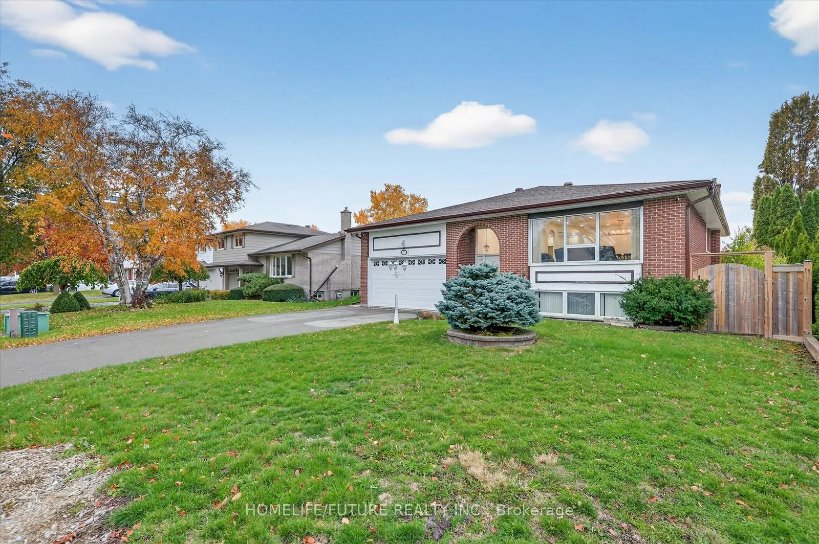 Photo 5 of 790 Ferndale Street, Oshawa, Northglen — HOMEH
