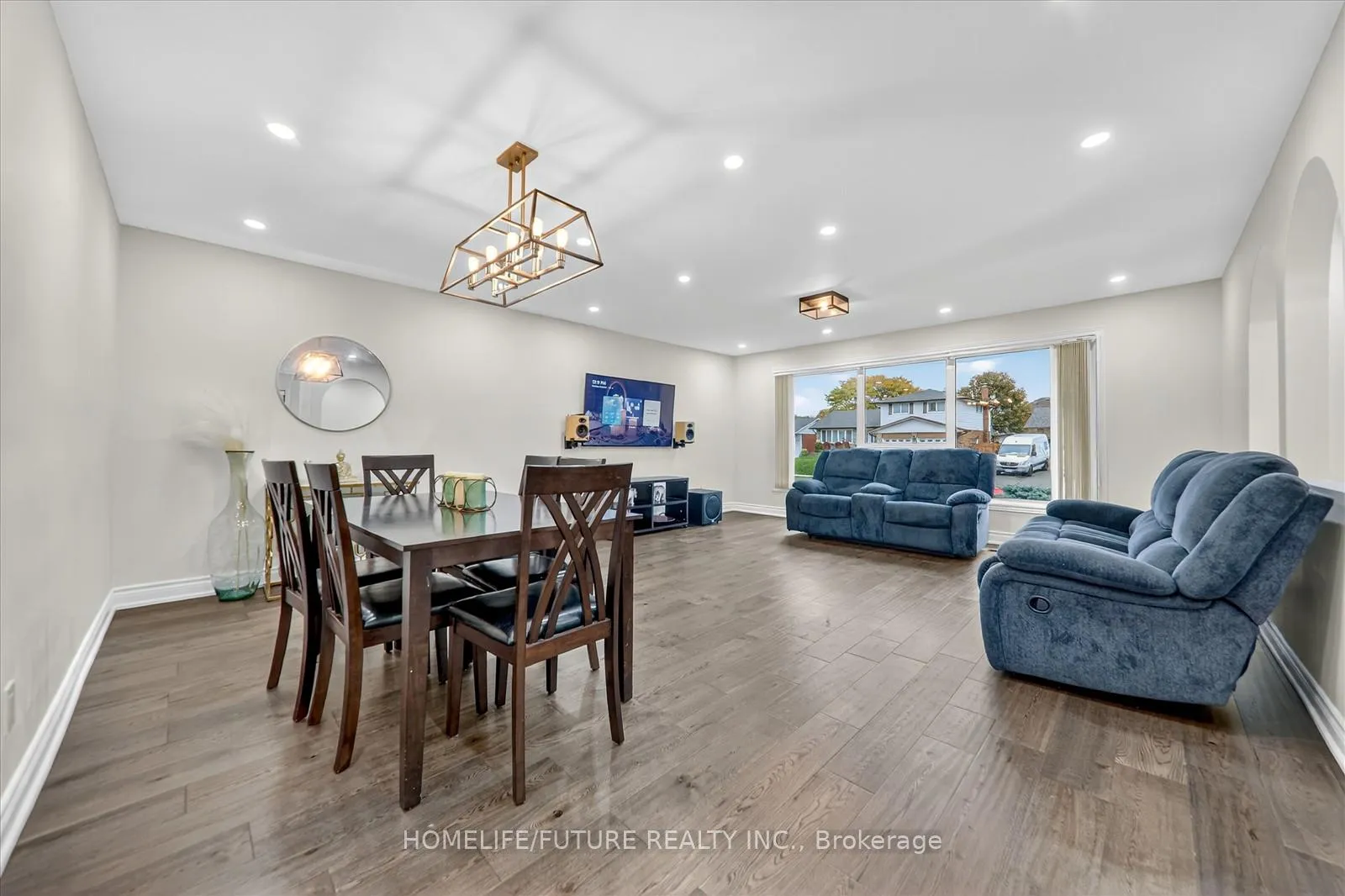 Photo 12 of 790 Ferndale Street, Oshawa, Northglen — HOMEH