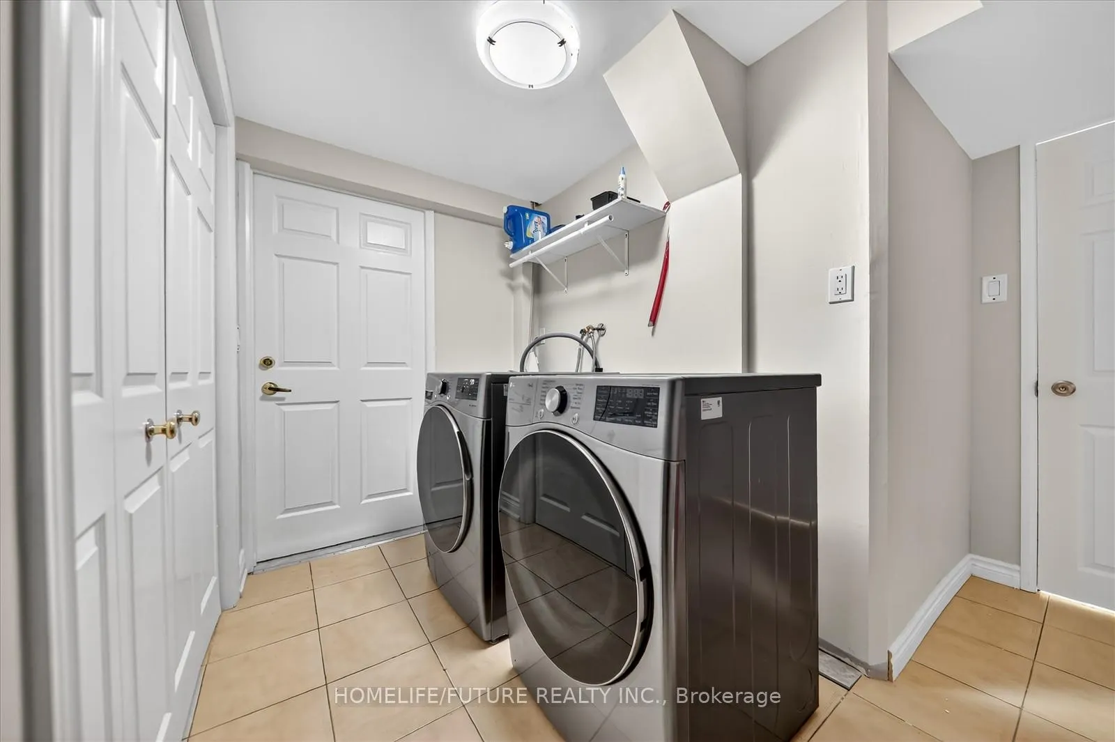 Photo 33 of 790 Ferndale Street, Oshawa, Northglen — HOMEH
